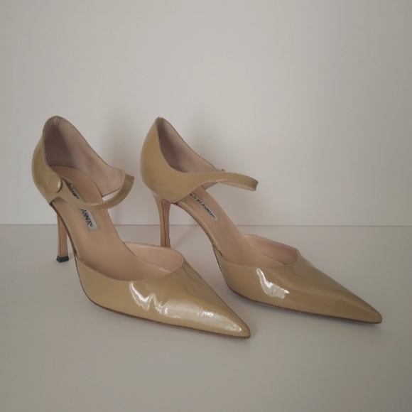Manolo Blahnik Authentic Patent Pointed Beige-Yellow Heels Size 8-1/2 Womens - Picture 2 of 6